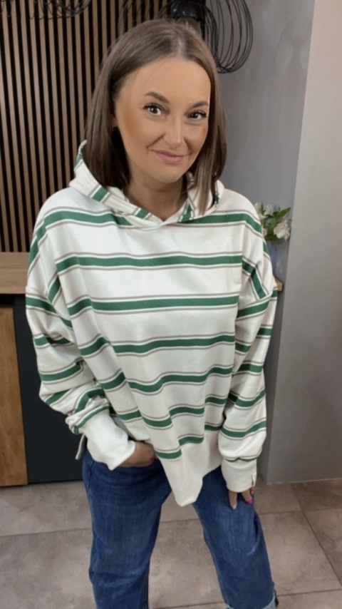Bluza z kapturem Lenoshka – styl i wygoda w jednym