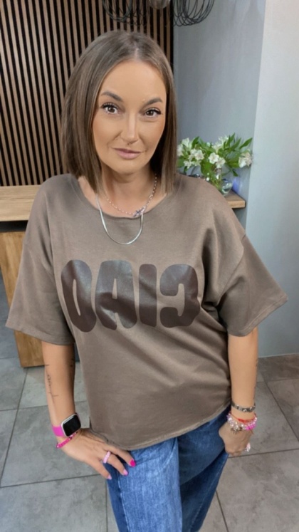Bluzka oversize z napisem "CIAO" - Cappuccino