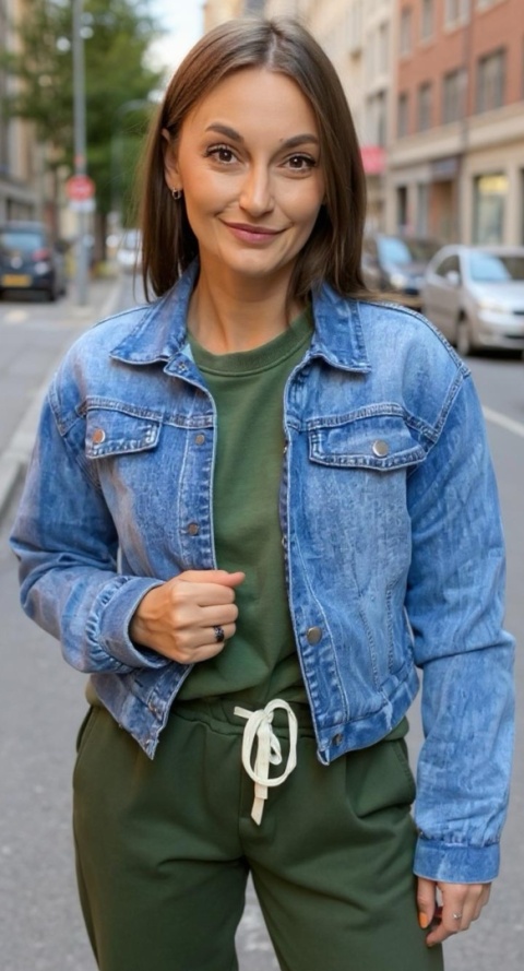 Katana Naiif – Klasyka z Nutą Sportowego Stylu Katana Naiif – Klasyka z Nutą Sportowego Stylu