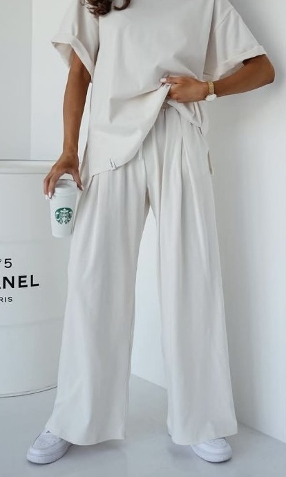 Spodnie dresowe Lenoshka z szeroką nogawką Kokos