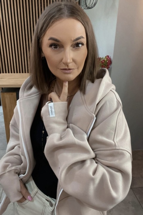 Bluza oversize z kapturem Lux – Lenoshka - Beżowa Bluza oversize z kapturem Lux – Lenoshka - Beżowa