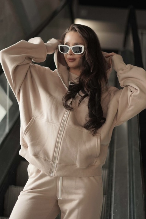 Bluza oversize z kapturem Lux – Lenoshka - Beżowa Bluza oversize z kapturem Lux – Lenoshka - Beżowa