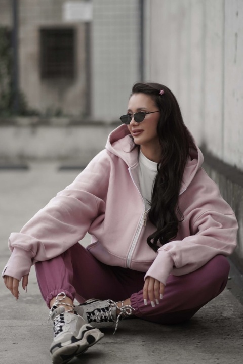 Bluza oversize z kapturem Lux – Lenoshka - Puder Bluza oversize z kapturem Lux – Lenoshka - Puder
