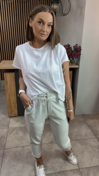 Spodnie dresowe z patką Wiya – Beige