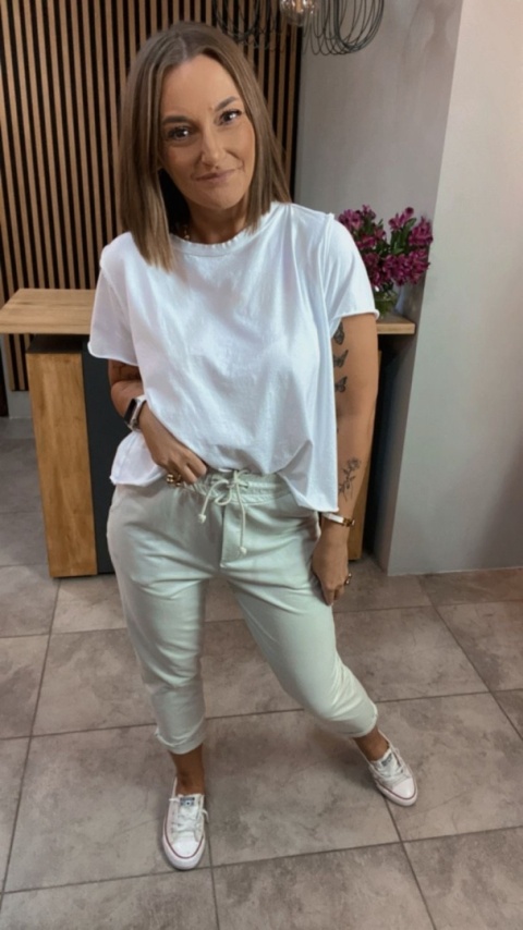 Spodnie dresowe z patką Wiya – Beige