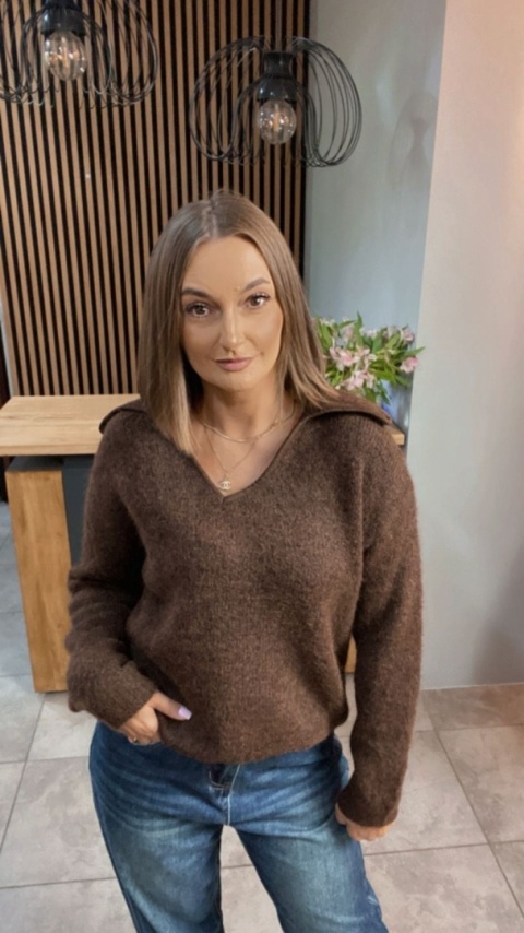 Sweter z miękkiej dzianiny Czekolada