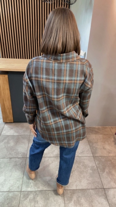 Koszula w kratę oversize – brązowo-niebieska