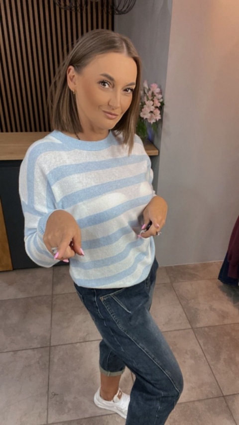 Sweter w paski z dodatkiem kaszmiru w niebiesko-białe pask