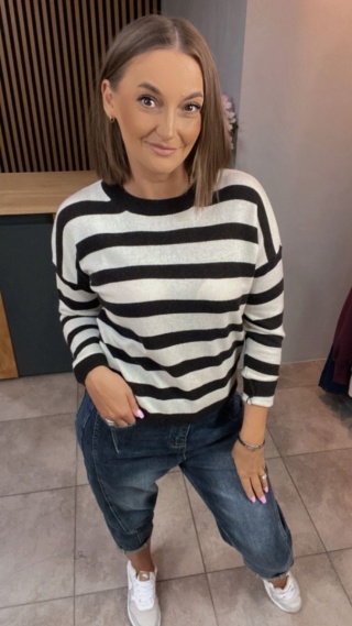 Sweter w paski z dodatkiem kaszmiru w czekoladowo-kremowe paski