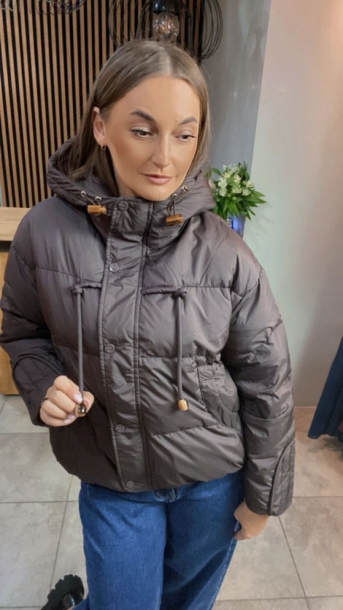 Damska Kurtka Puchowa Premium „Mocha Comfort” – Naturalny Puch