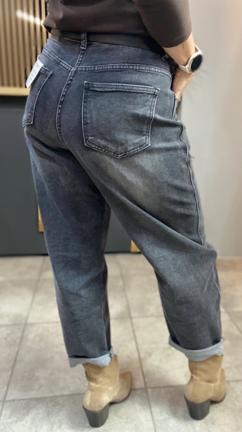Jeansy Uiuj Banana Fit – UBA 317-1
