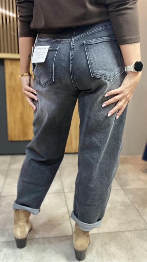 Jeansy Uiuj Banana Fit – UBA 317-1