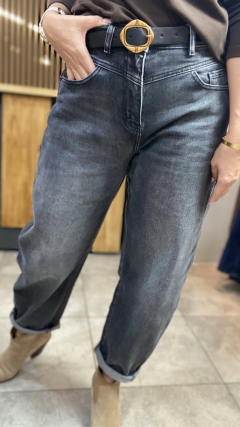 Jeansy Uiuj Banana Fit – UBA 317-1