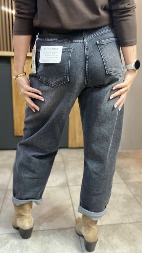 Jeansy Uiuj Banana Fit – UBA 317-1