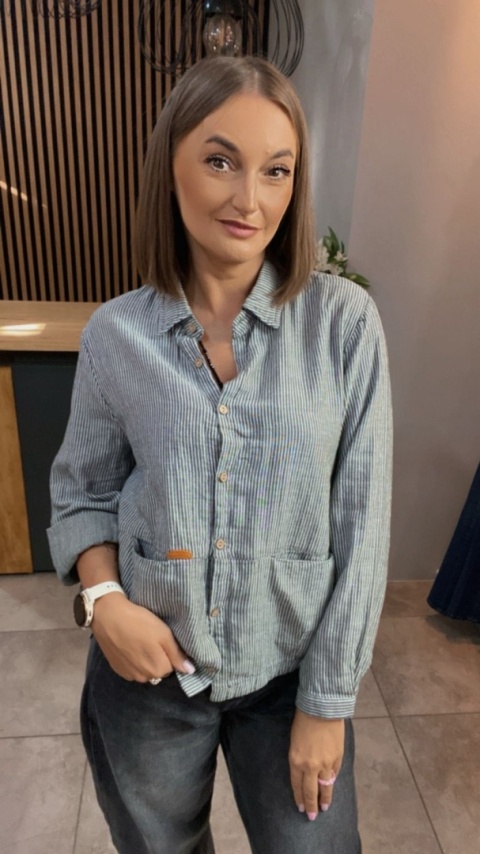 Koszula w paski – styl casual