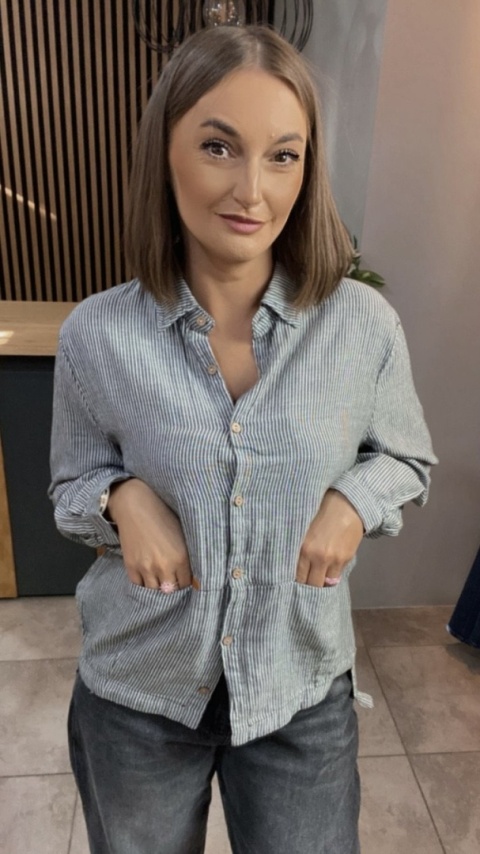 Koszula w paski – styl casual