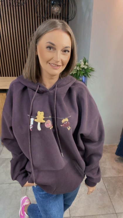 Bluza z kapturem - oversize z uroczym nadrukiem