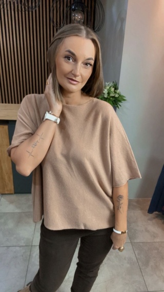 Sweter dzianinowy oversize E-WOMAN - Camel