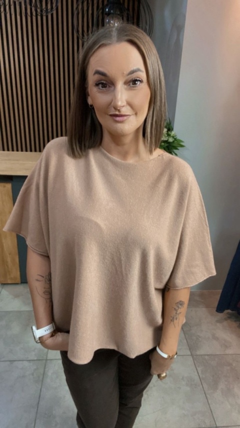 Sweter dzianinowy oversize E-WOMAN - Camel